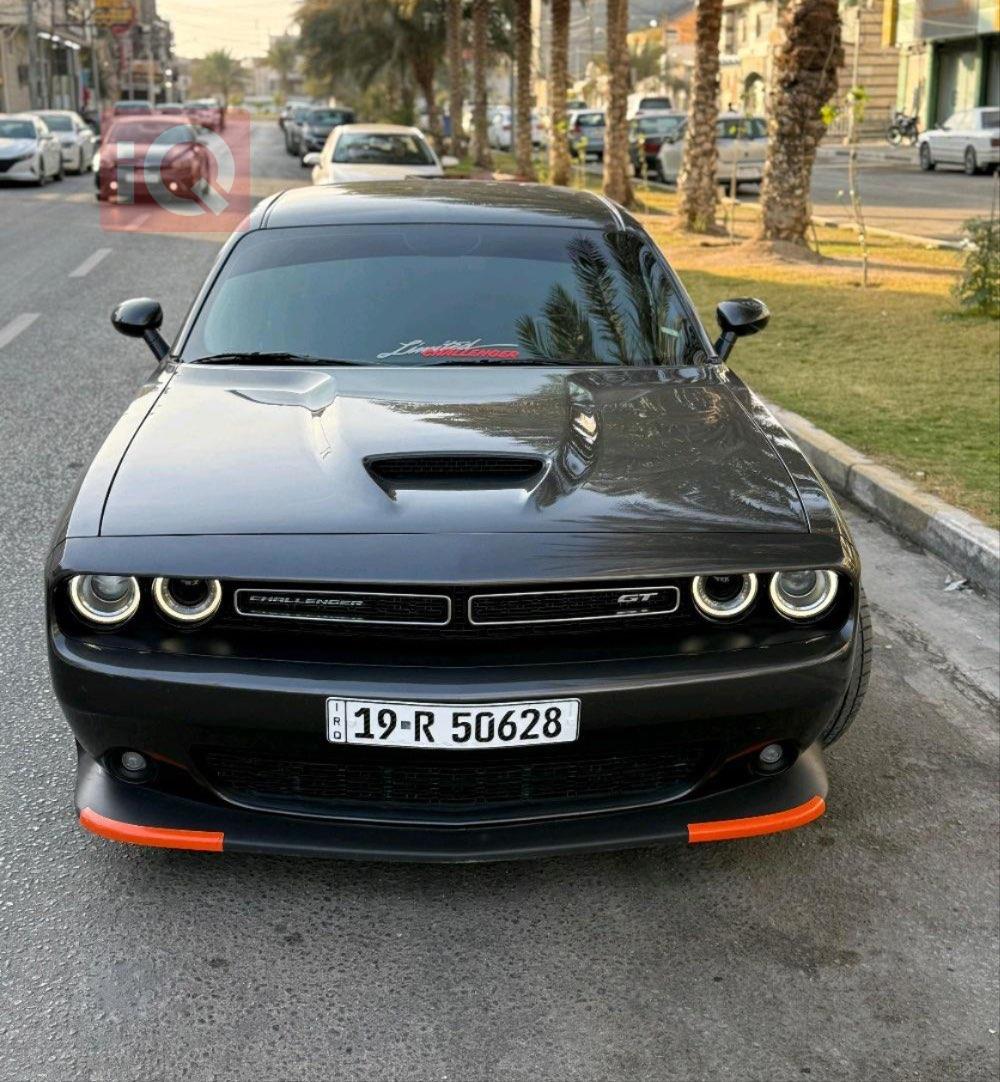 Dodge Challenger